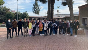 Barınma Desteği Sunulan Üniversitelilere Kent Turları