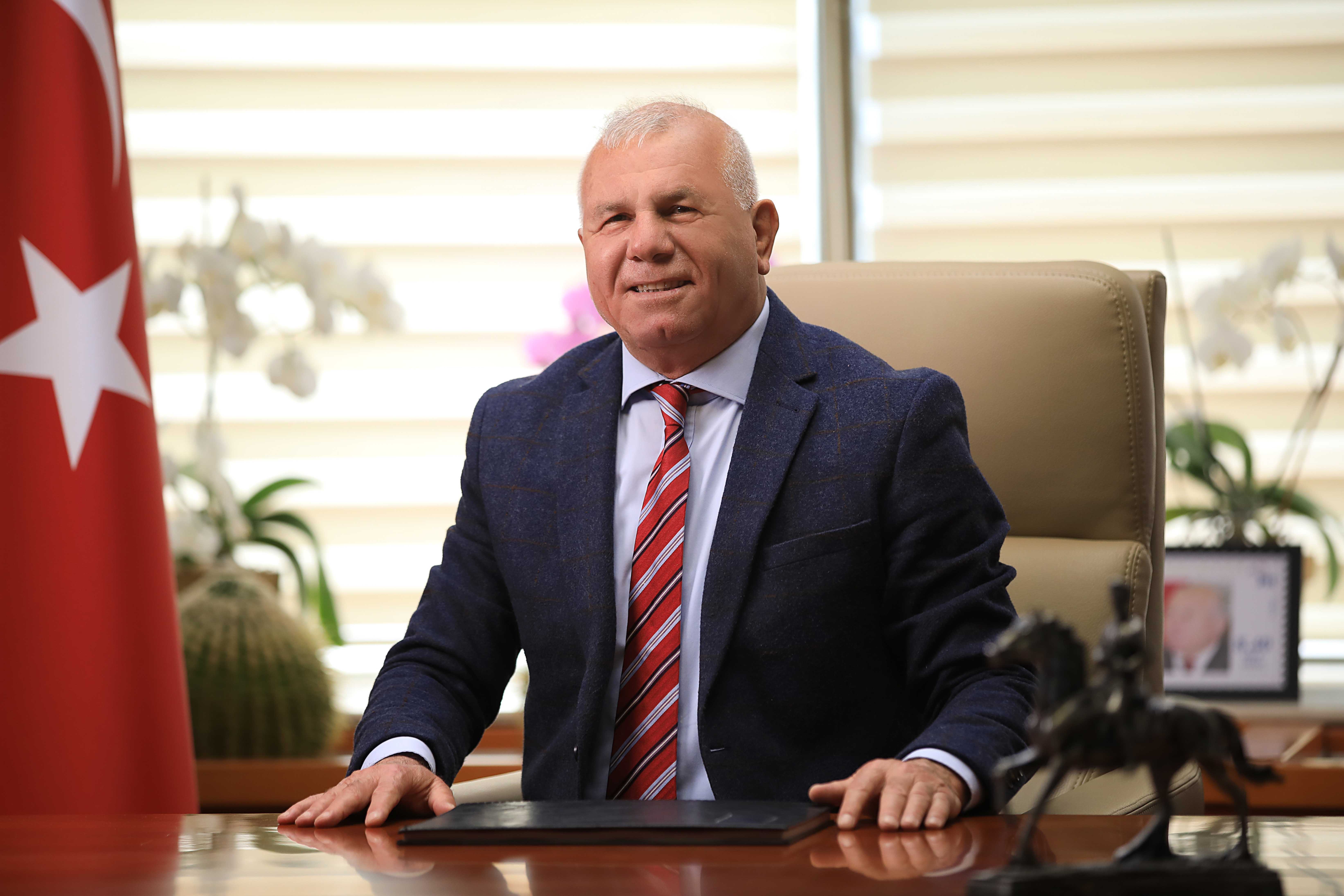 Başkan Karakayalı'dan Yeni Yıl Mesajı