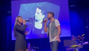 Gökhan Akar Ve Masterchef Pelin'den Konser Düeti