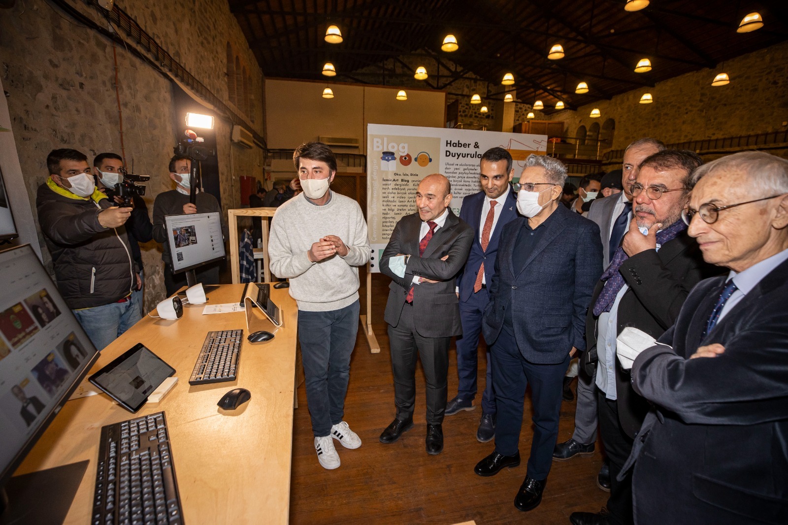 İzmir'in Yeni Kültür Platformu “İzmir Art” Tanıtıldı