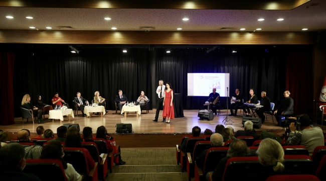 Karşıyaka’da Dünya Gönüllüler Günü İçin Söyleşi Düzenlendi