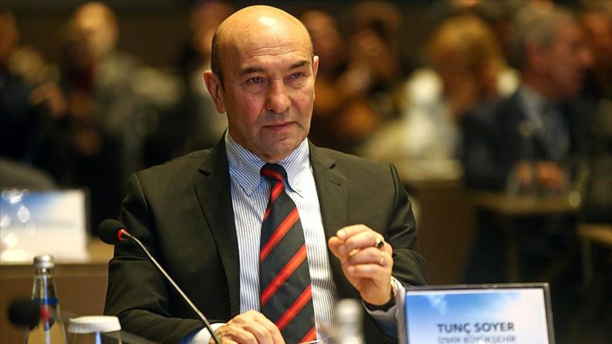 Soyer'den İmamoğlu'na Destek