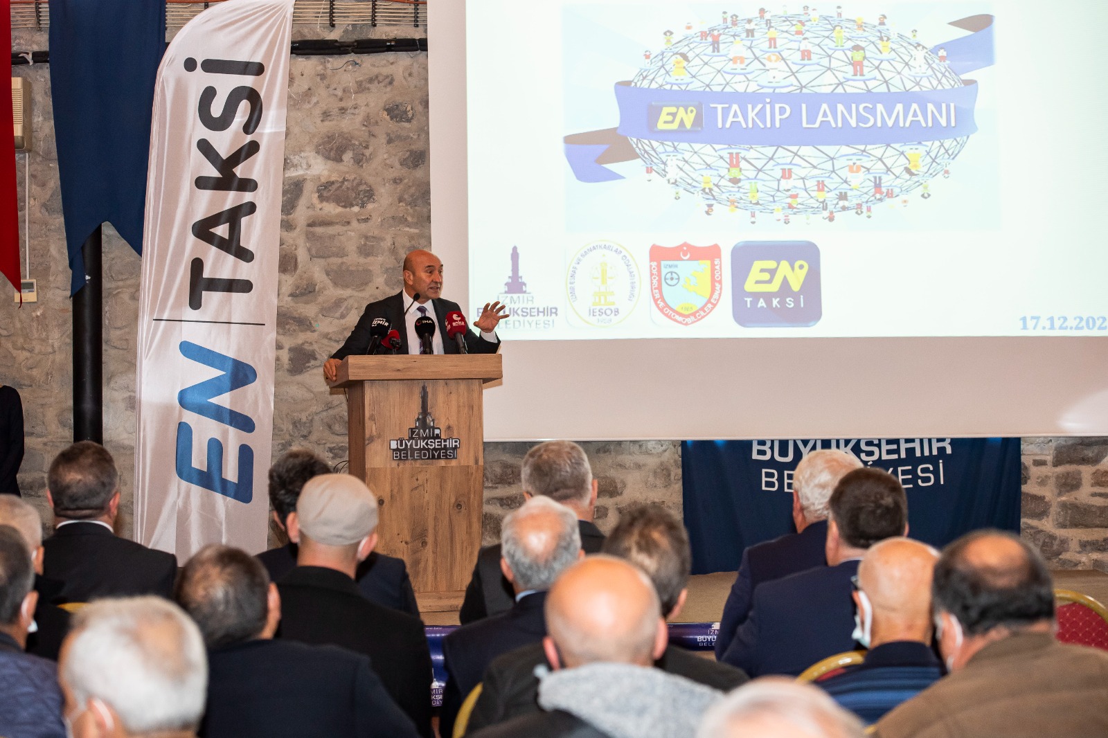 Soyer: “Türkiye'nin En Başarılı Taksiciliği İzmir'de”