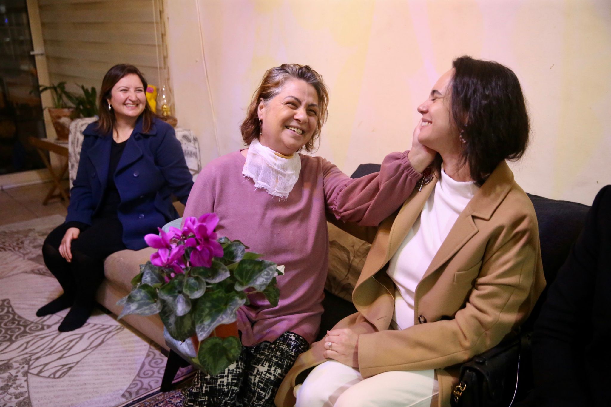 Tugay'dan Tüdanya'ya Ziyaret: Her Zaman Yanınızdayız!