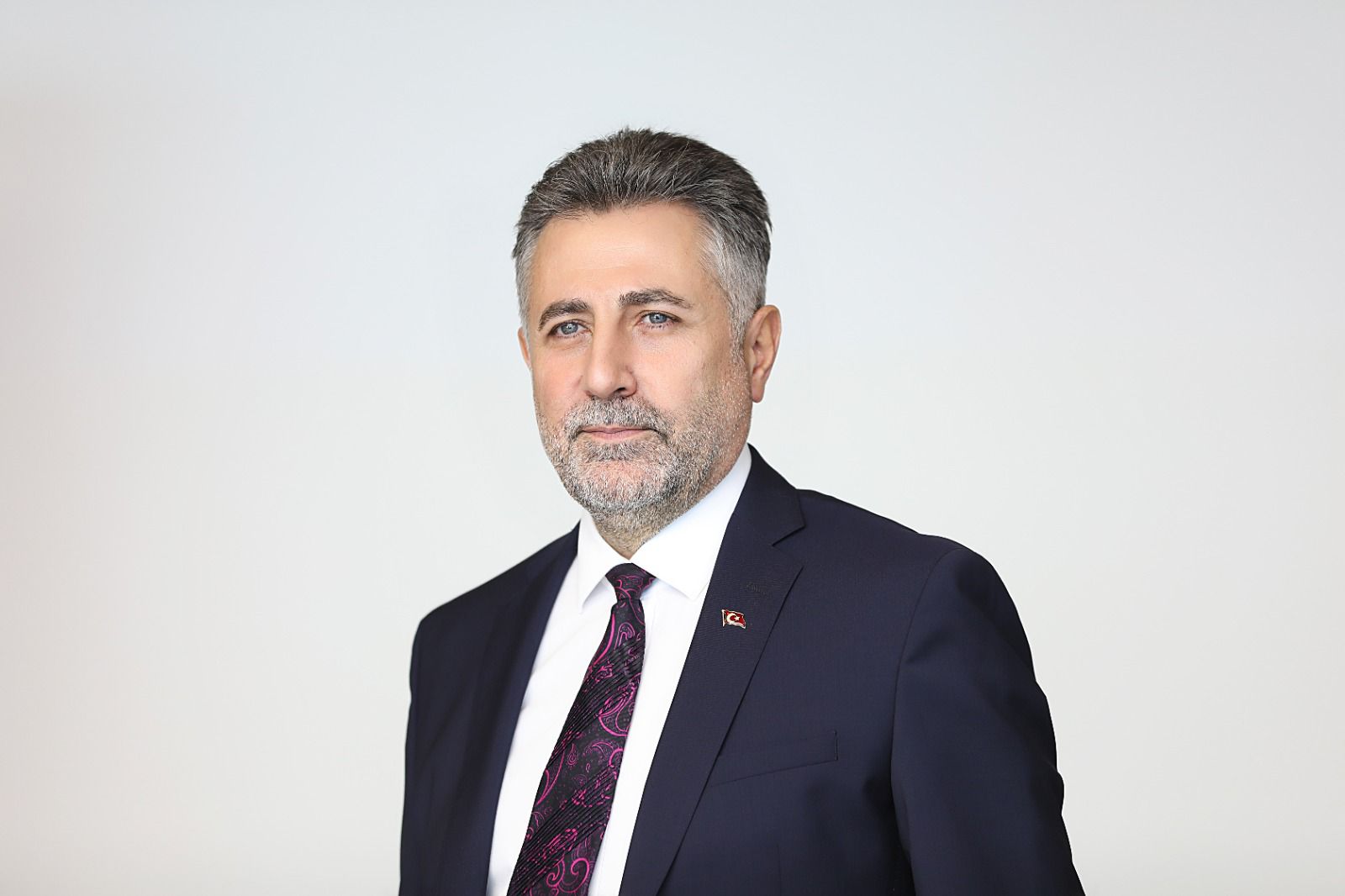 Bayraklı Belediye Başkanı Serdar Sandal Koronavirüs&#039;e yakalandı!