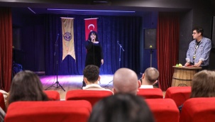 Buca’da Mikrofon Sende Etkinliğine Büyük İlgi