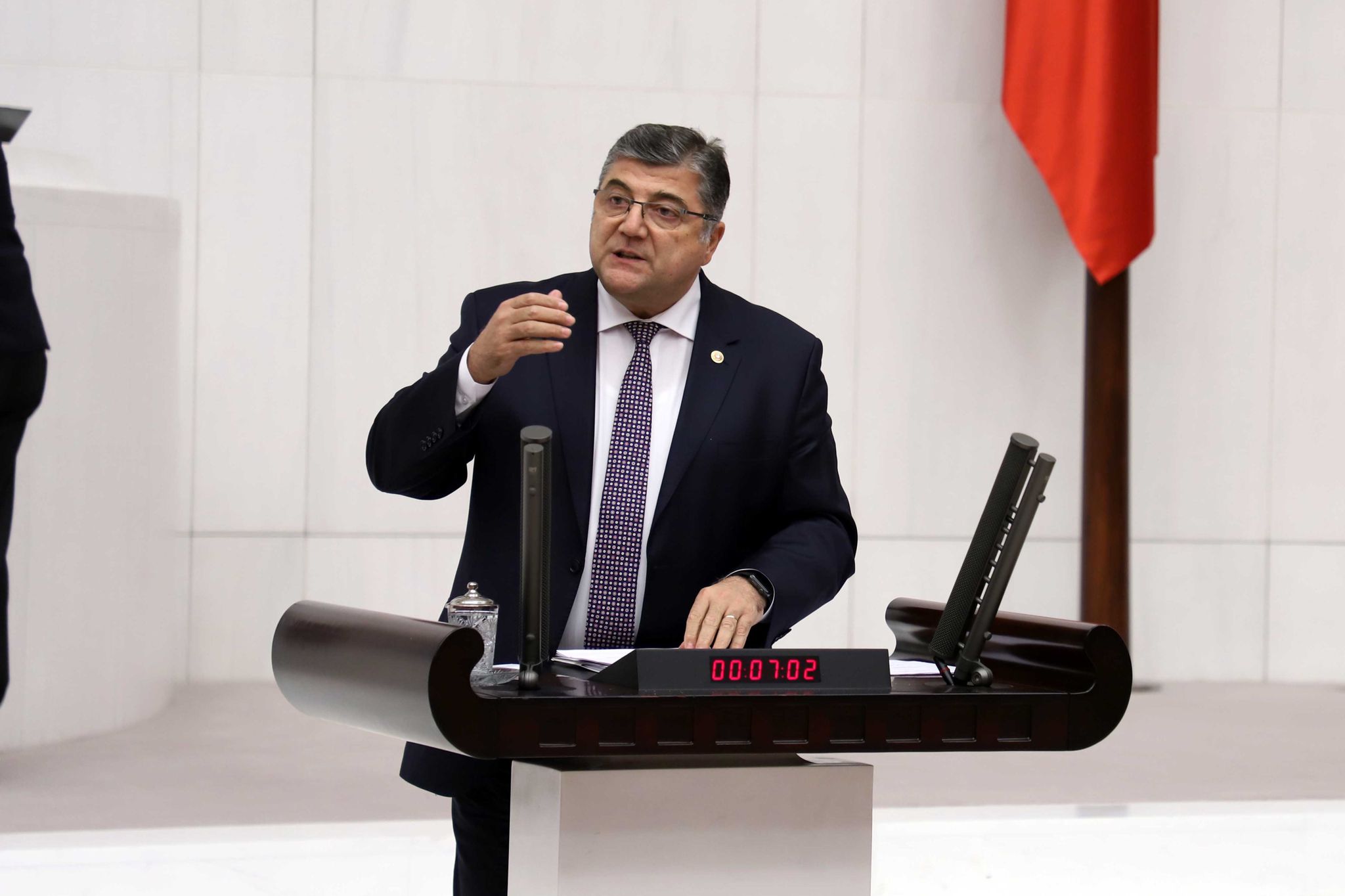 CHP’li Sındır, “AKP iktidarı İzmir’i Sevmiyor!”