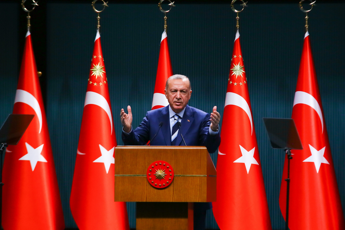 Cumhurbaşkanı Erdoğan: "Hiçbir Emeklimiz 2 Bin 500 TL'nin Altında Maaş Almayacak"