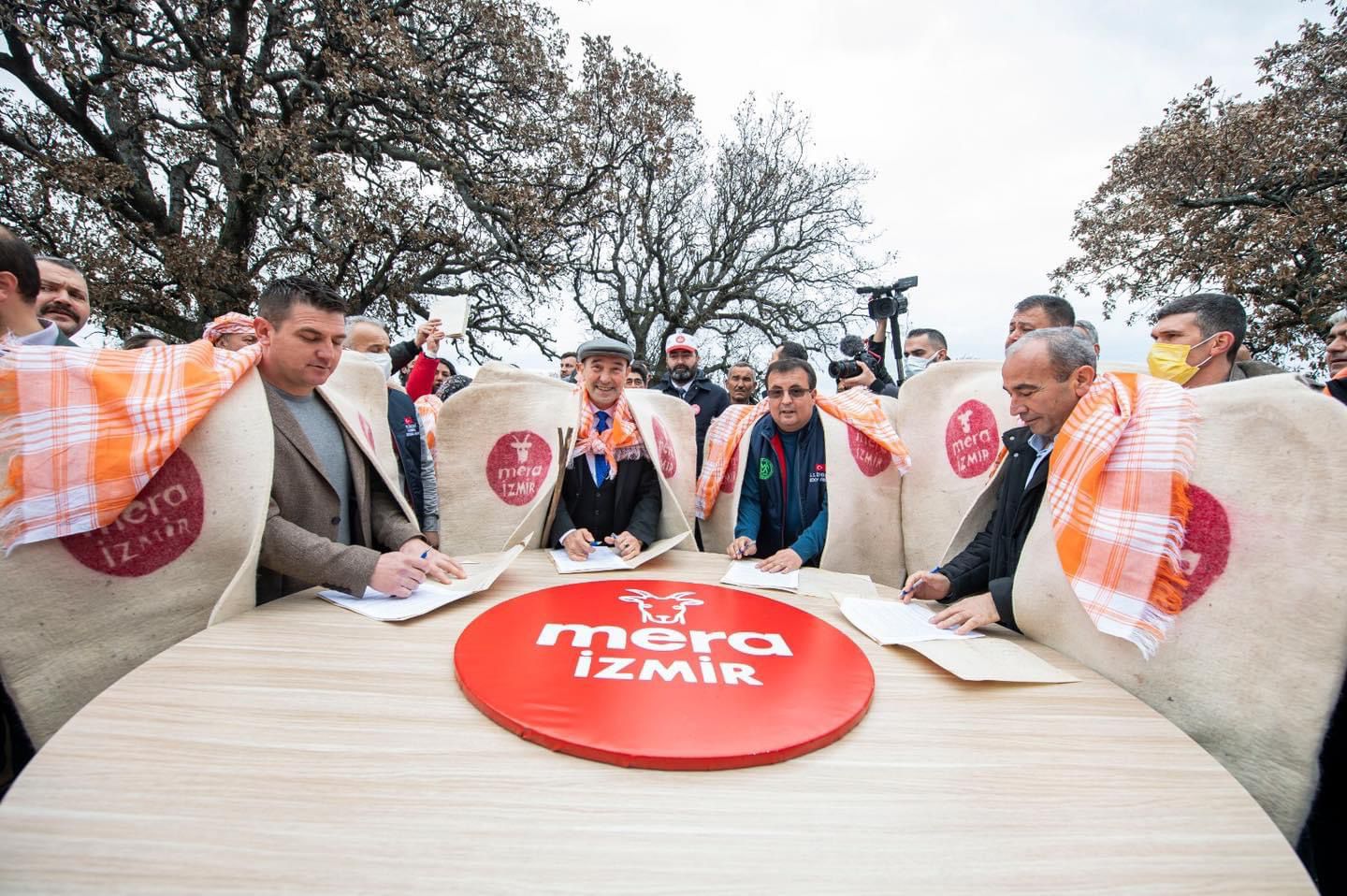 İzmir Büyükşehir’in Tarıma Desteği Sürüyor! 
