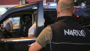 İzmir'de Uyuşturucu Tacirlerine Büyük Darbe!