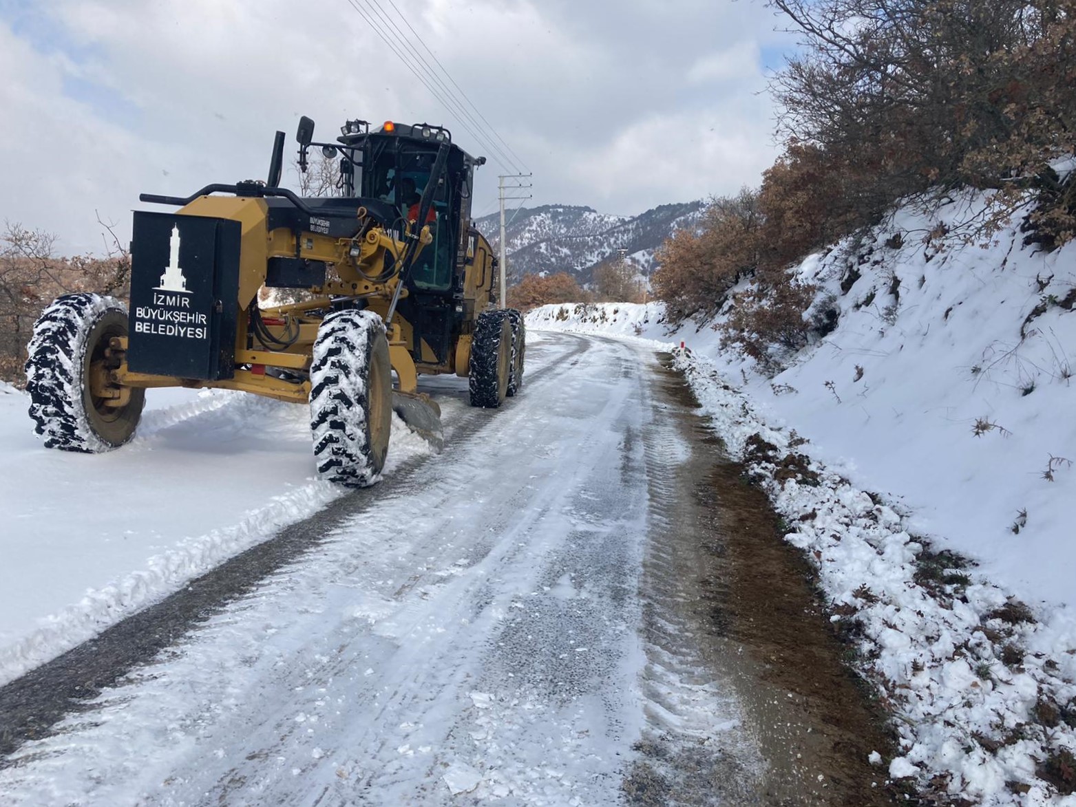 Ödemiş’te Kış Mücadelesi Aralıksız Devam Ediyor 