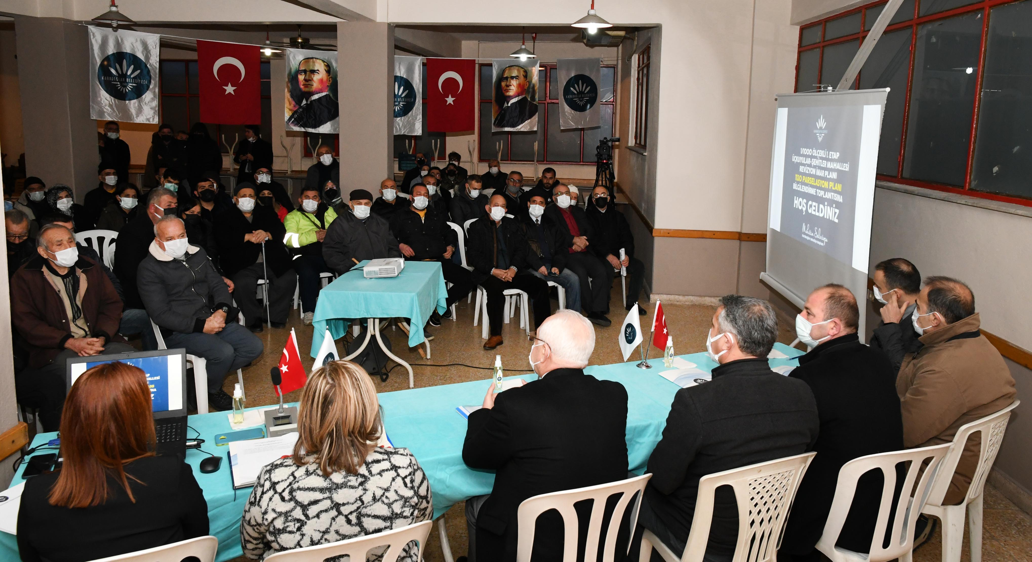 Selvitopu, Şehitler ve Metin Oktay Mahallerine İlişkin Bilgilendirme Toplantısında Konuştu