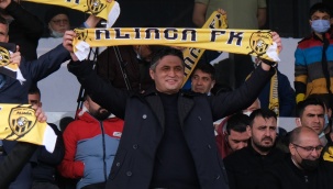 Aliağaspor FK, İzmirspor'u Puansız Gönderdi