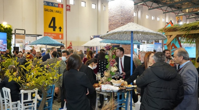 Çeşme'ye EMITT 2022'den "En İyi Stant" Ödülü