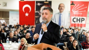 CHP Bayraklı'dan Gövde Gösterisi
