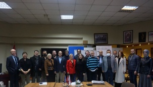 İzmir Gazeteciler Cemiyeti Bünyesinde Oluşturulan Basın Danışmanları Komisyonu İlk Toplantısını Yaptı.