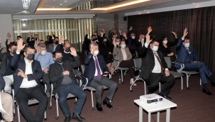 KESİAD’da Bayrak Değişimi
