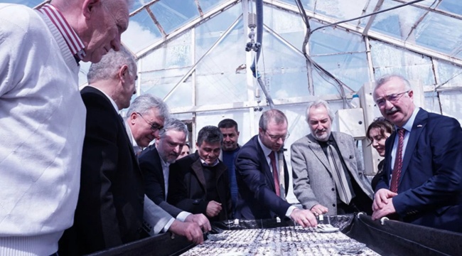 Kooperatifin gücü: Urla Bademler, Hollanda’ya Çiçek İhraç Edilecek