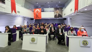 Medeni Kanun'a Buca'da Panel