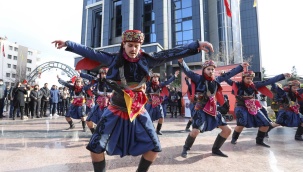 Buca İstiklal Marşı’nı Hep Birlikte Okudu