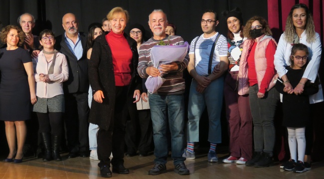 ‘‘Çehov’un İnsanları’’ Foça'da Sahnelendi