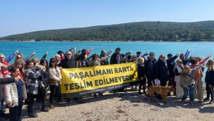 Çeşme Paşalimanı Koyu Betonlaşma Tehlikesi Protesto Edildi