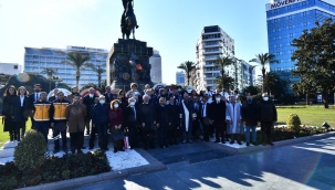 İzmir'de Tıp Bayramı Kutlandı