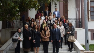 Kadın Belediye Başkan Yardımcıları Çalıştayı Kemalpaşa'da Gerçekleştirildi