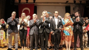 Karşıyaka’da ‘Bir Ulusun Doğuşu’ Canlandırıldı