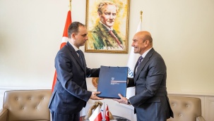 Ziyarette Barış Vurgusu