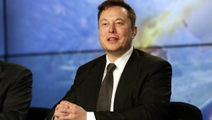 Elon Musk, Twitter'ı Satın Aldı