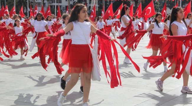 İki Yıl Sonra İzmir’de Muhteşem Kutlama