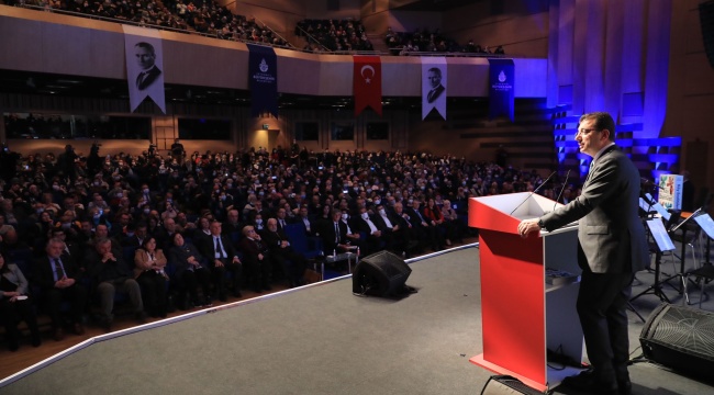 İmamoğlu ve Çalkaya Aydınlana Onur Ödülü Verdi