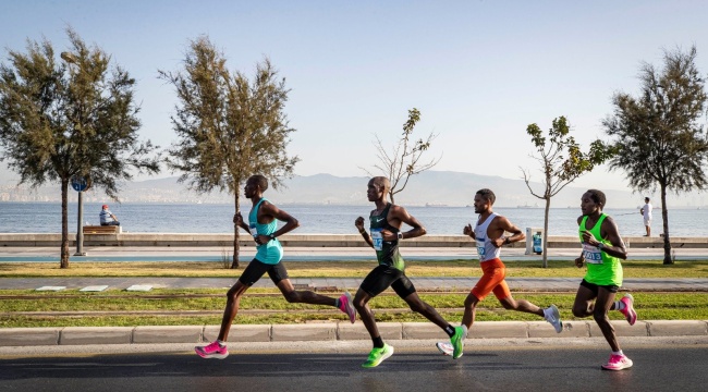 İzmir’de Maraton Zamanı