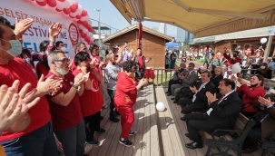 Konak’ta Rengarenk Otizm Festivali