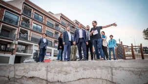 Soyer’den Bayraklı’da “Acil Çözüm” turu