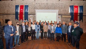 “Tek Çözüm Demokrasi”