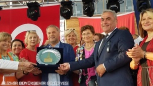 14. Altın Saat Kulesi Ödülü Tunç Soyer’in