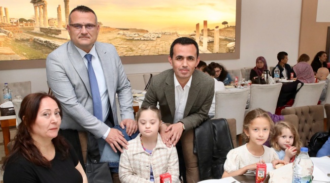Anneler Belediyenin Verdiği Kahvaltıda Buluştu