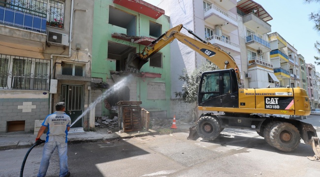 Buca’da Riskli Yapılara Göz Açtırılmıyor