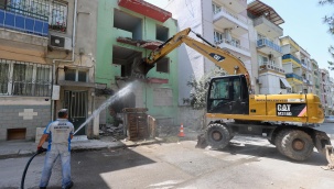 Buca’da Riskli Yapılara Göz Açtırılmıyor