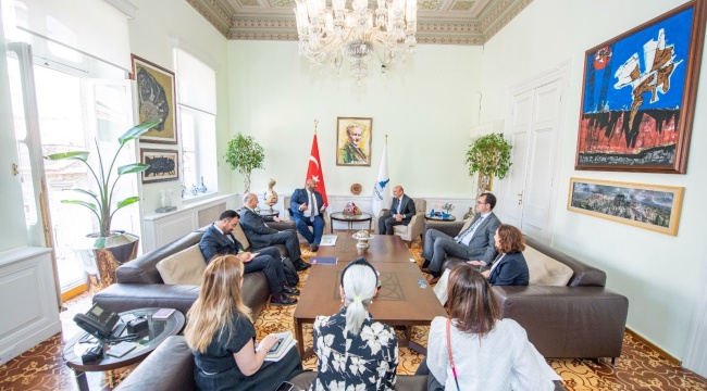 İngiltere’nin İstanbul Başkonsolosu Başkan Soyer’i Ziyaret Etti