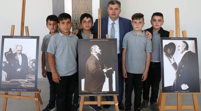 Kınık&#039;ta Atatürk Fotoğrafları Sergisi Yoğun İlgi Gördü