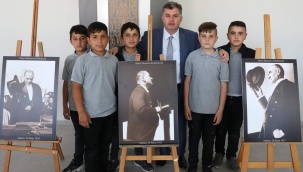 Kınık'ta Atatürk Fotoğrafları Sergisi Yoğun İlgi Gördü