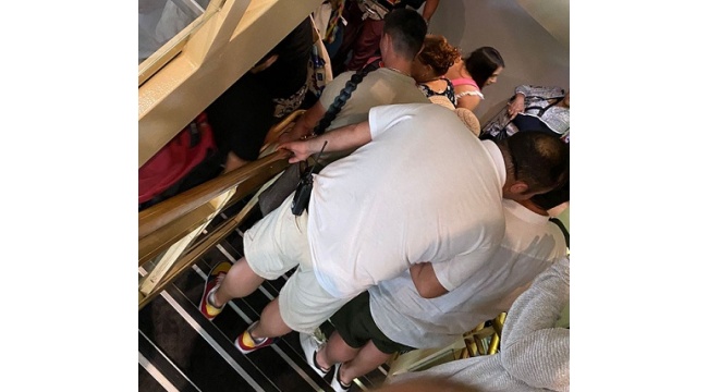 Rodos’ta Türk Yolcuların 35 Saatlik Esareti Sona Erdi: Yolcular Marmaris’e Gönderildi