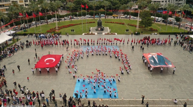 Soyer: “Gençleri Çok Güzel Bir Gelecek Bekliyor”