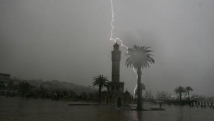 Açıklama Bu Kez İzmir Valiliğinden Geldi: Sel, Su Baskını ve Hortum