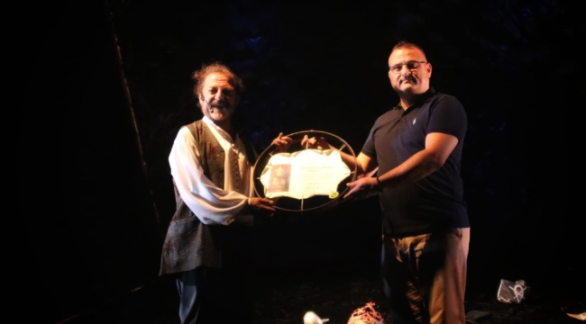 Bergama Festivali&#039;ne “Hamlet” Oyunu Damga Vurdu