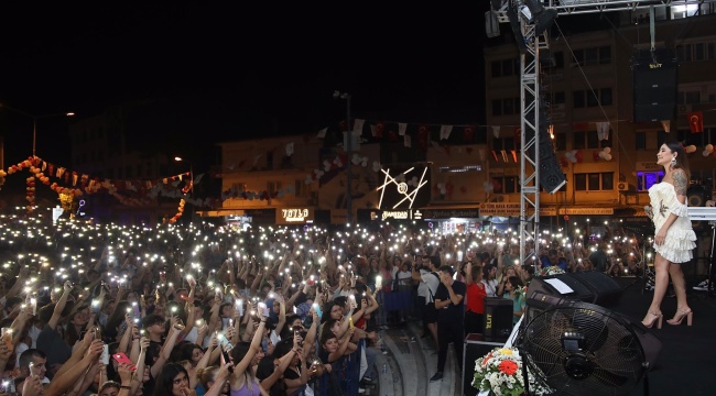 Bergama Melek Mosso ile Coştu