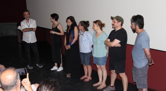 Bir Kadının Çaresiz Arayışı; Zuhal